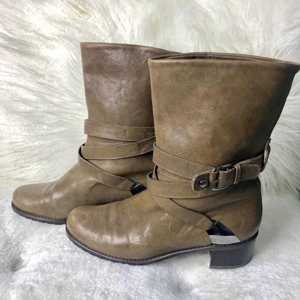 Stuart Weitzman Brown Leather Boot - image 2